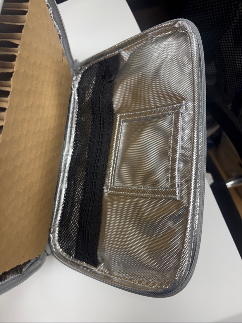 STATE Kids Metallic Silver Lunch Box with Red Accent - Picture 3 of 4
